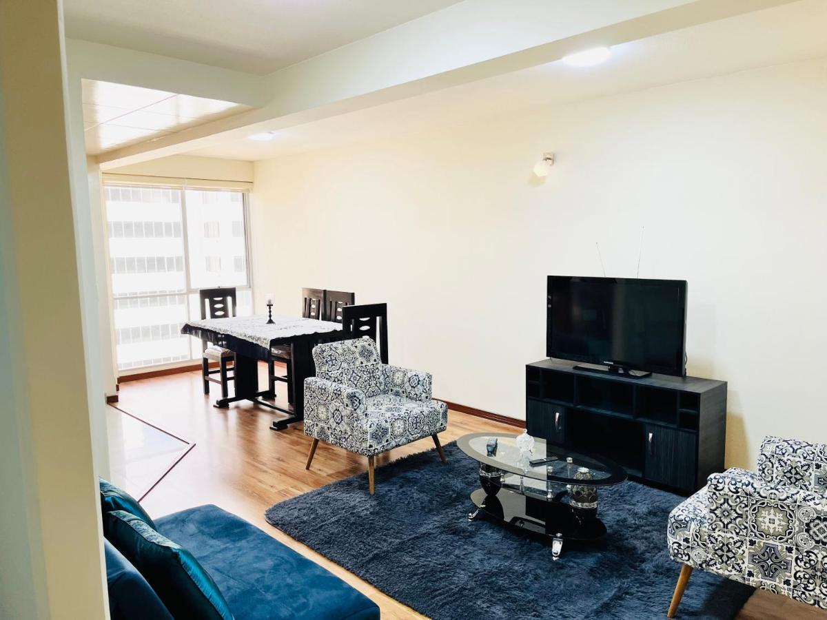 Moderno Y Comodo Apartamento Con La Mejor Ubicacion En Sopocachi Lägenhet La Paz Exteriör bild